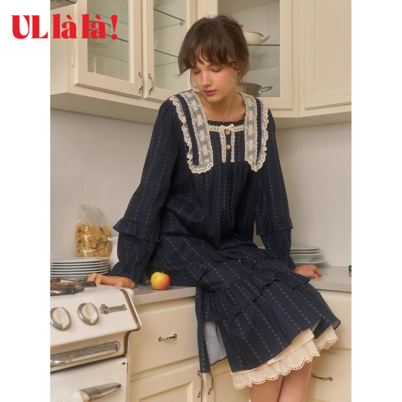Ullala乌拉拉复古甜美长袖睡裙女轻磨毛宽松家居服裙睡衣娃娃领秋