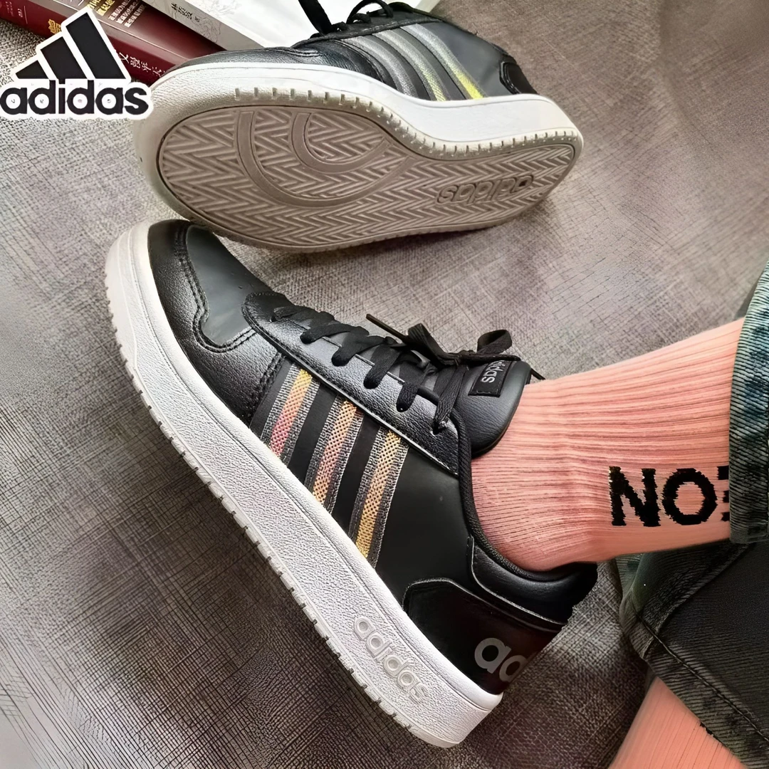 Adidas/阿迪达斯女子新款夏秋经典舒适板鞋低帮运动休闲鞋FW3536