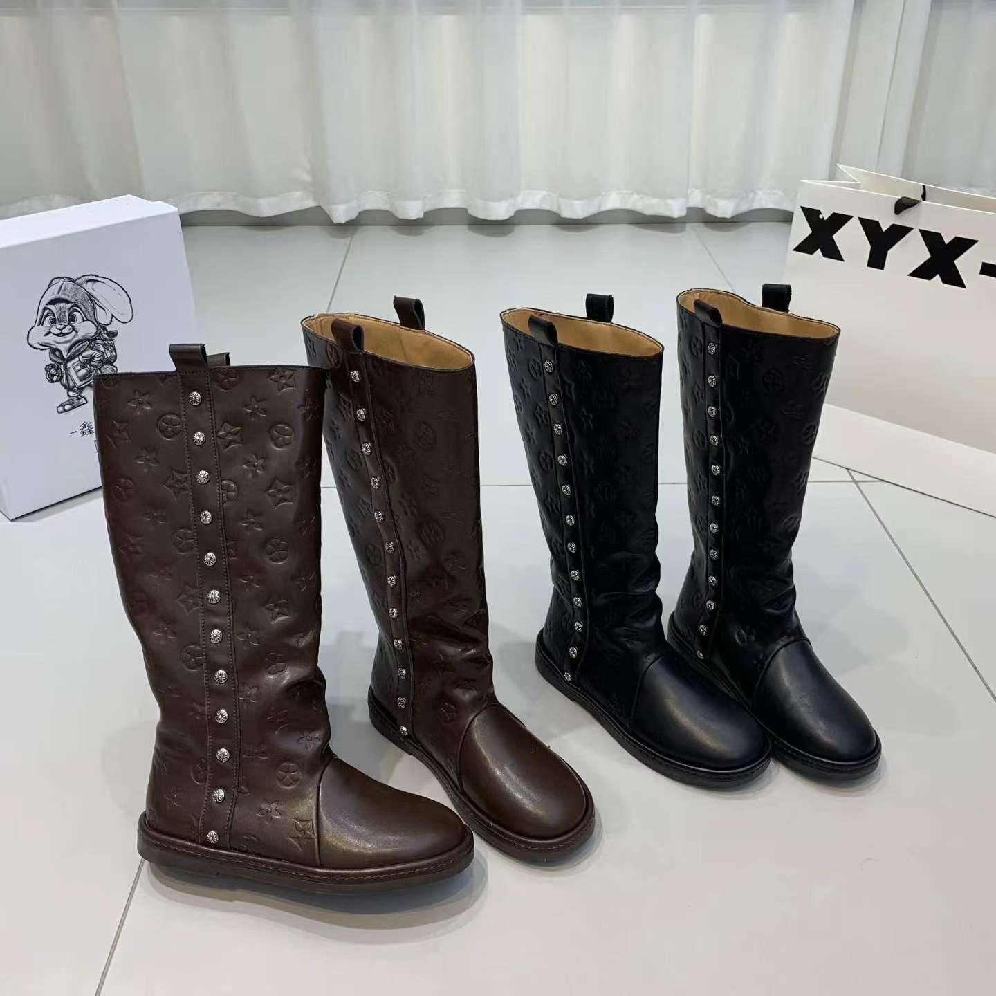 韩版真皮牛皮复古风铆钉长筒靴女机车靴马丁靴百搭平底骑士靴显瘦