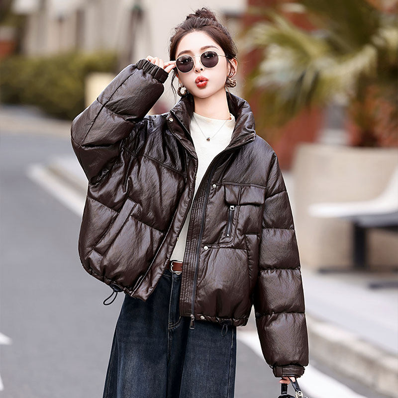 蛋白PU皮柔软皮面免洗羽绒服女款