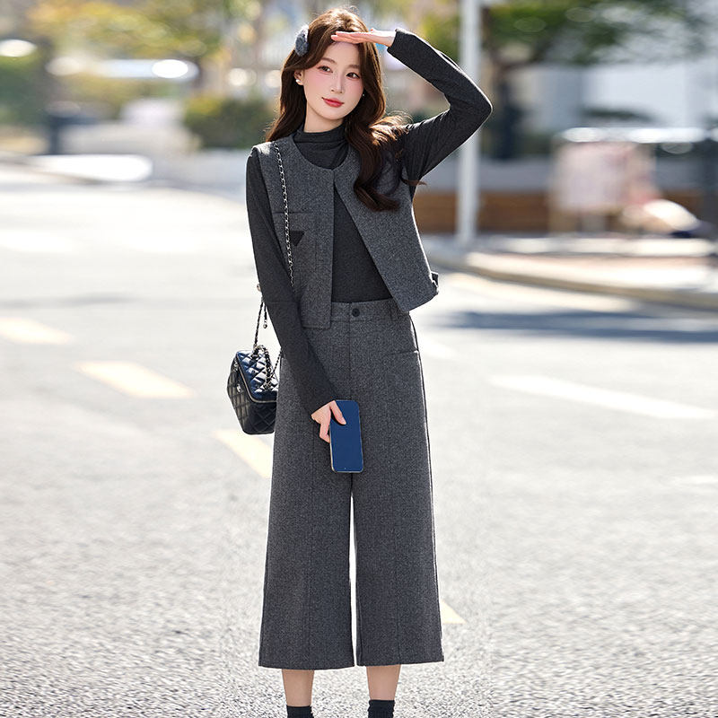 毛呢马甲阔腿裤三件套装女春装2026新款2026超火穿搭一整套七分裤,女装/女士精品,时尚套装,淘宝优惠券,粉丝福利购,淘宝优惠卷