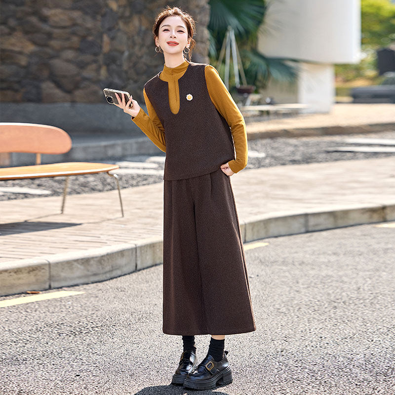 春装毛呢马甲三件套2026年新款减龄搭配一整套高级感轻奢女装套装