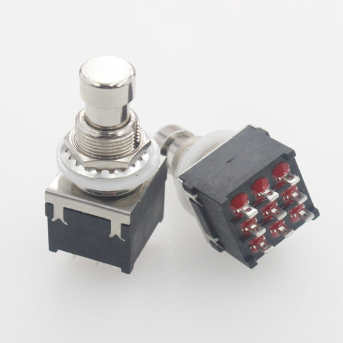 PBS-24-302 3PDT 9脚乐器效果器脚踏开关按钮开关脚钉