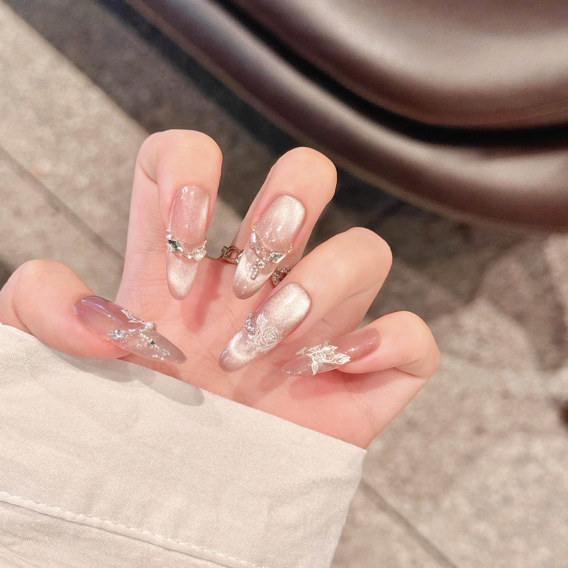 艺禾水镜猫眼纯手工穿戴甲渐变光疗穿戴夏日新款冰透猫眼高级美甲