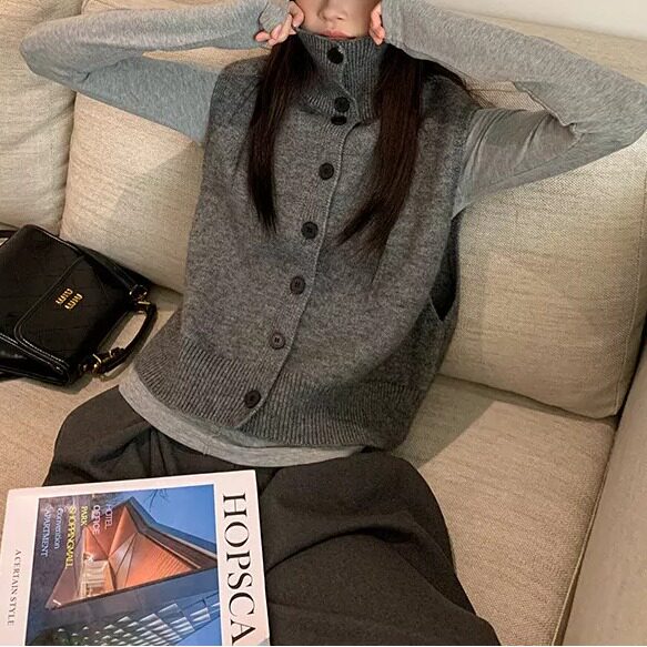 秋冬深灰高领针织马甲女前后两穿