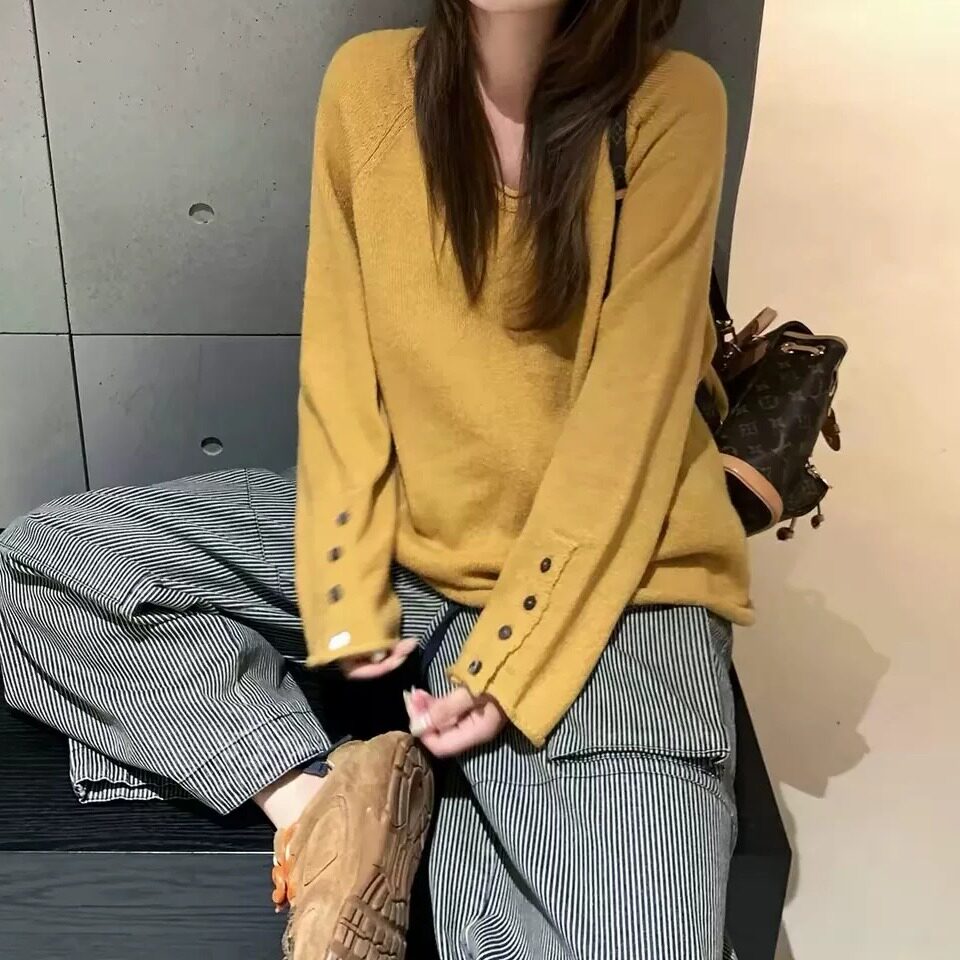 软糯羊毛马海毛V领套头毛衣