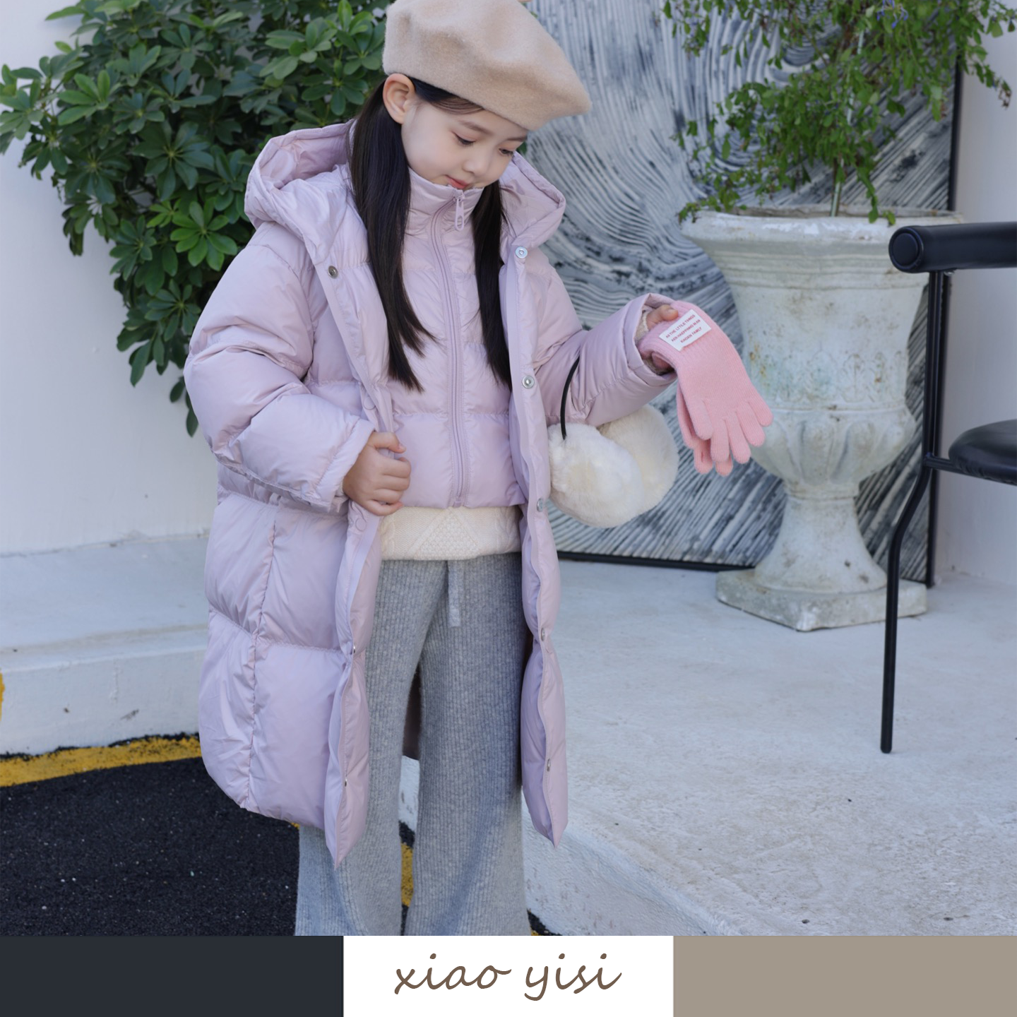 女童90白鹅绒泡芙羽绒服外套