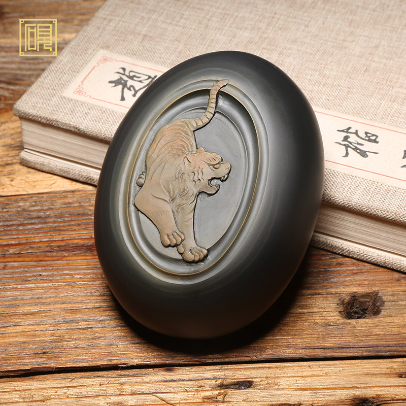 《雄风》手工雕刻把玩砚镇纸文镇