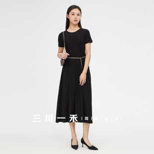 三川一禾女士侧边收褶短袖连衣裙夏季时尚圆领百搭宽松显瘦长裙