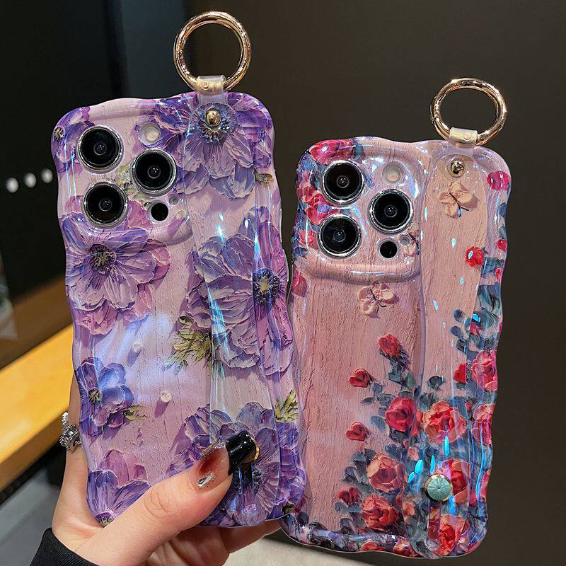 适用苹果iPhone15系列新款手机壳14promax女复古ins风扭扭边优雅绿紫蓝画花腕带12/13/14舒适透气网红保护套