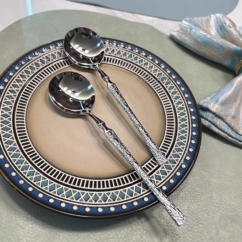 轻奢质感304不锈钢长柄家用吃饭调羹圆汤匙餐厅饭店同款主餐勺