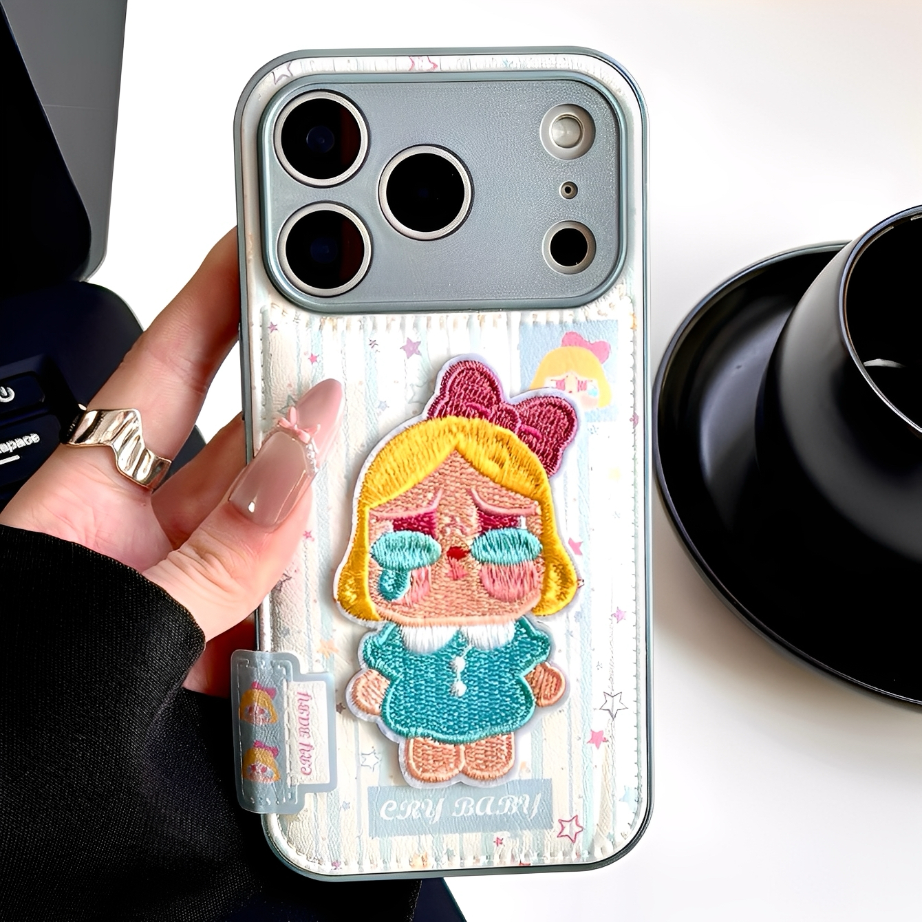 秋冬小众皮质条纹适用iphone17pro苹果16手机壳时尚15pro新款14proamx全包镜头防摔超好看外壳13潮牌女高级感