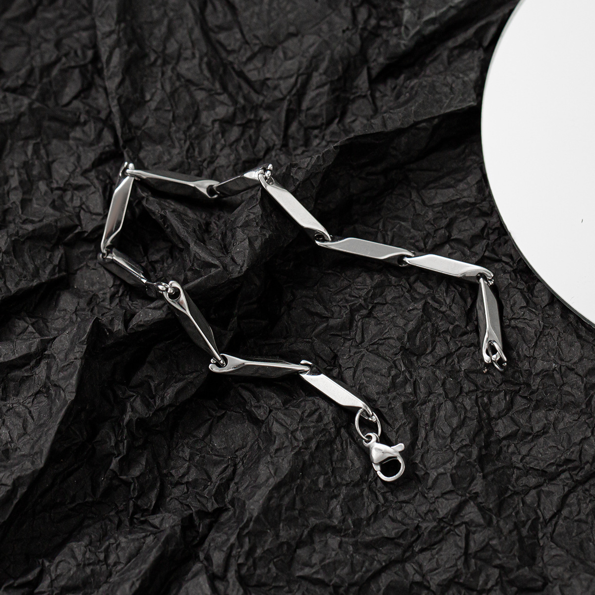 奇志爷爷钛钢菱形小众设计手链男