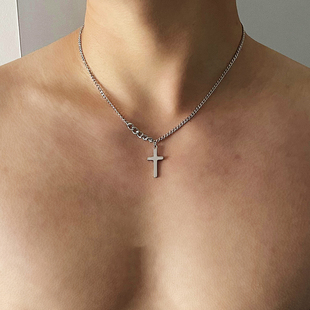 欧美ins风短款 十字架钛钢项链男潮网红嘻哈简约锁骨链2025年新款