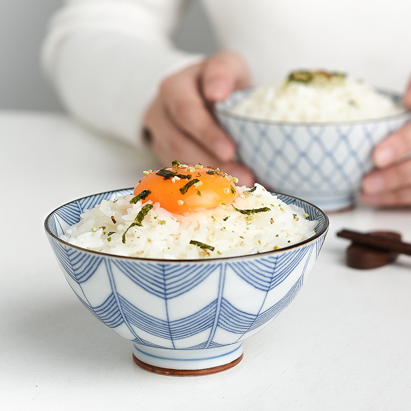 波佐见烧碗家用日式有田清秀小碗4.5寸青花瓷饭碗日本进口礼盒装