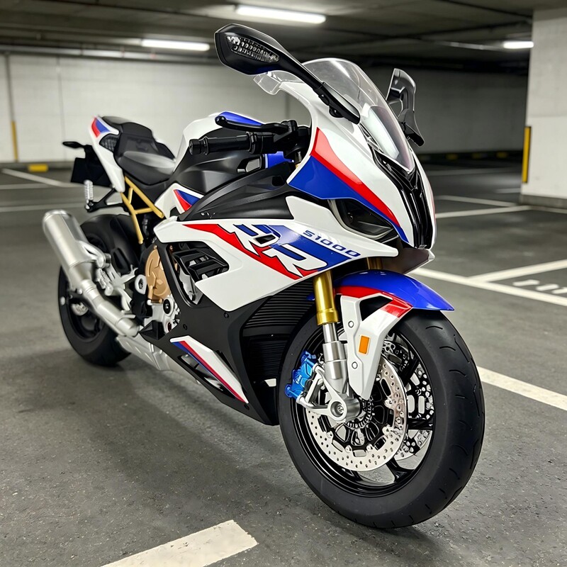 1:6仿真宝马RR-1000摩托车合金汽车模型遥控声光喷雾玩具生日礼物