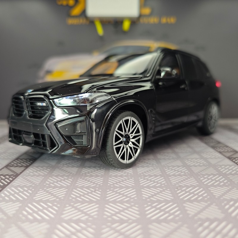 1:24仿真BMW合金车模摆件收藏宝马X5M越野车玩具送男朋友生日礼物