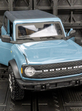 1:24仿真福特Bronco烈马2021款合金越野车模型静态摆件收藏礼物