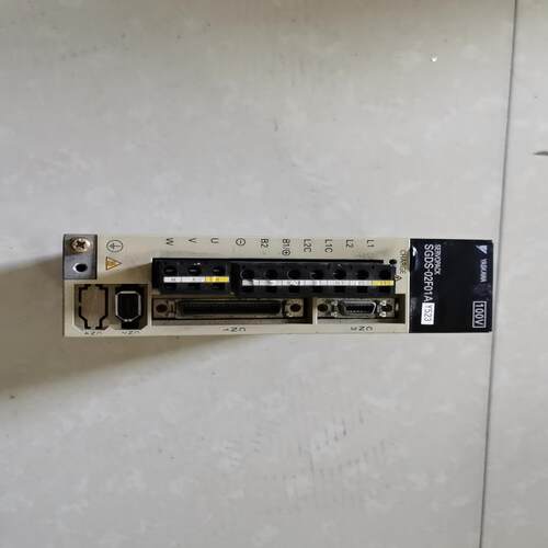 【议价】sgds-02f01ay523安川伺服驱动器sgds-02f【禾嘉】