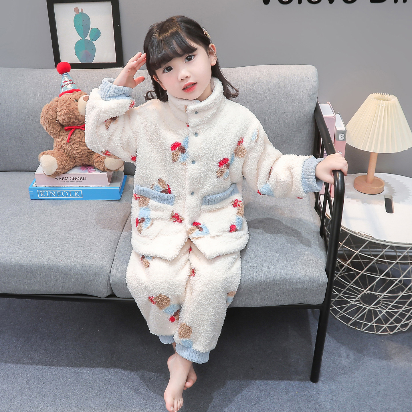 儿童睡衣秋冬季雪芙绒女童睡衣珊瑚绒加厚女宝家居服小狗立领套装