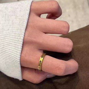 【中国金店】水贝黄金定制 足金999 电黑工艺黑金克罗心戒指窄版