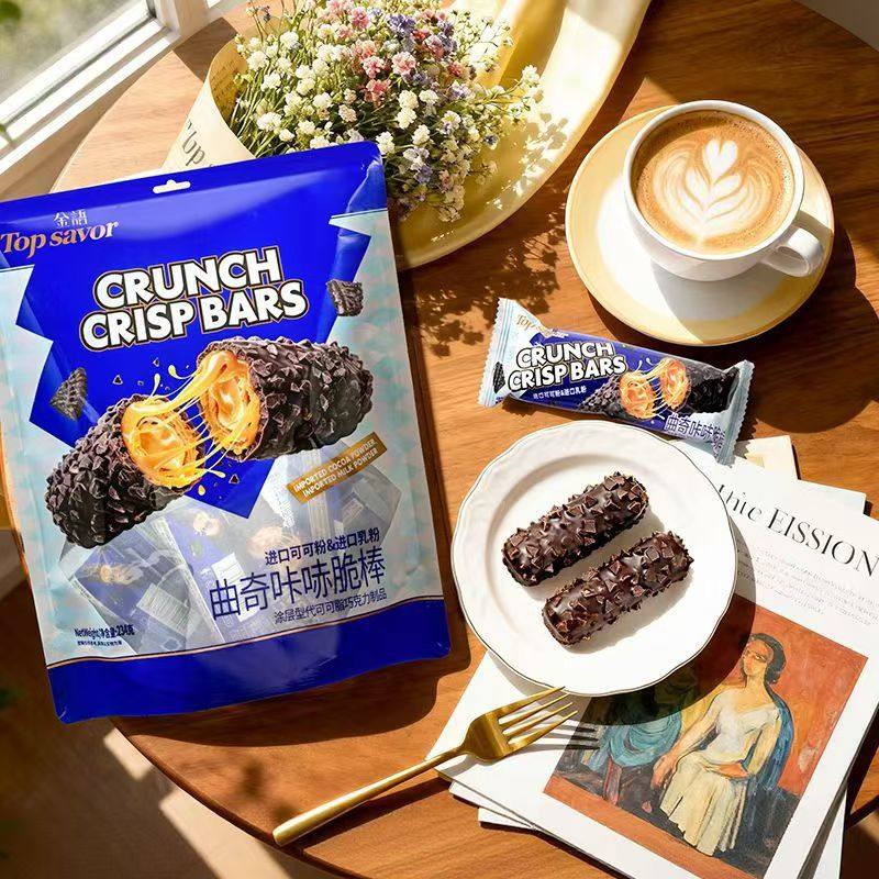 金语果仁曲奇咔哧脆棒234g袋装涂层巧克力零食网红办公解馋点心