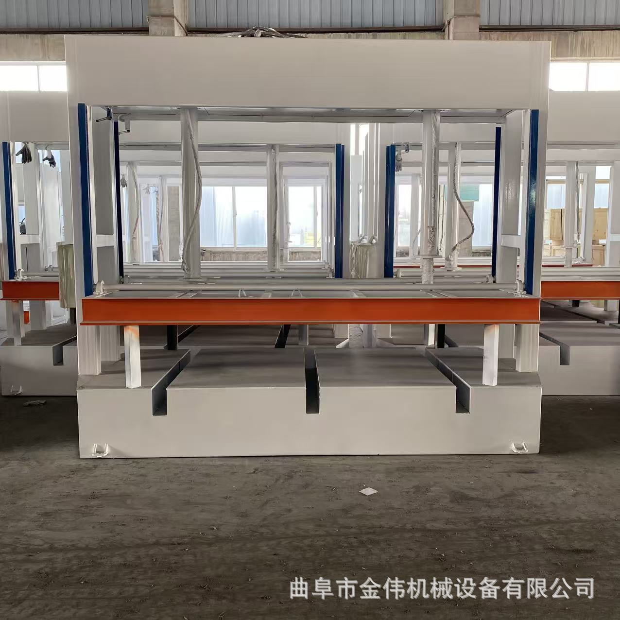 陶瓷保温一体板自动送料液压机