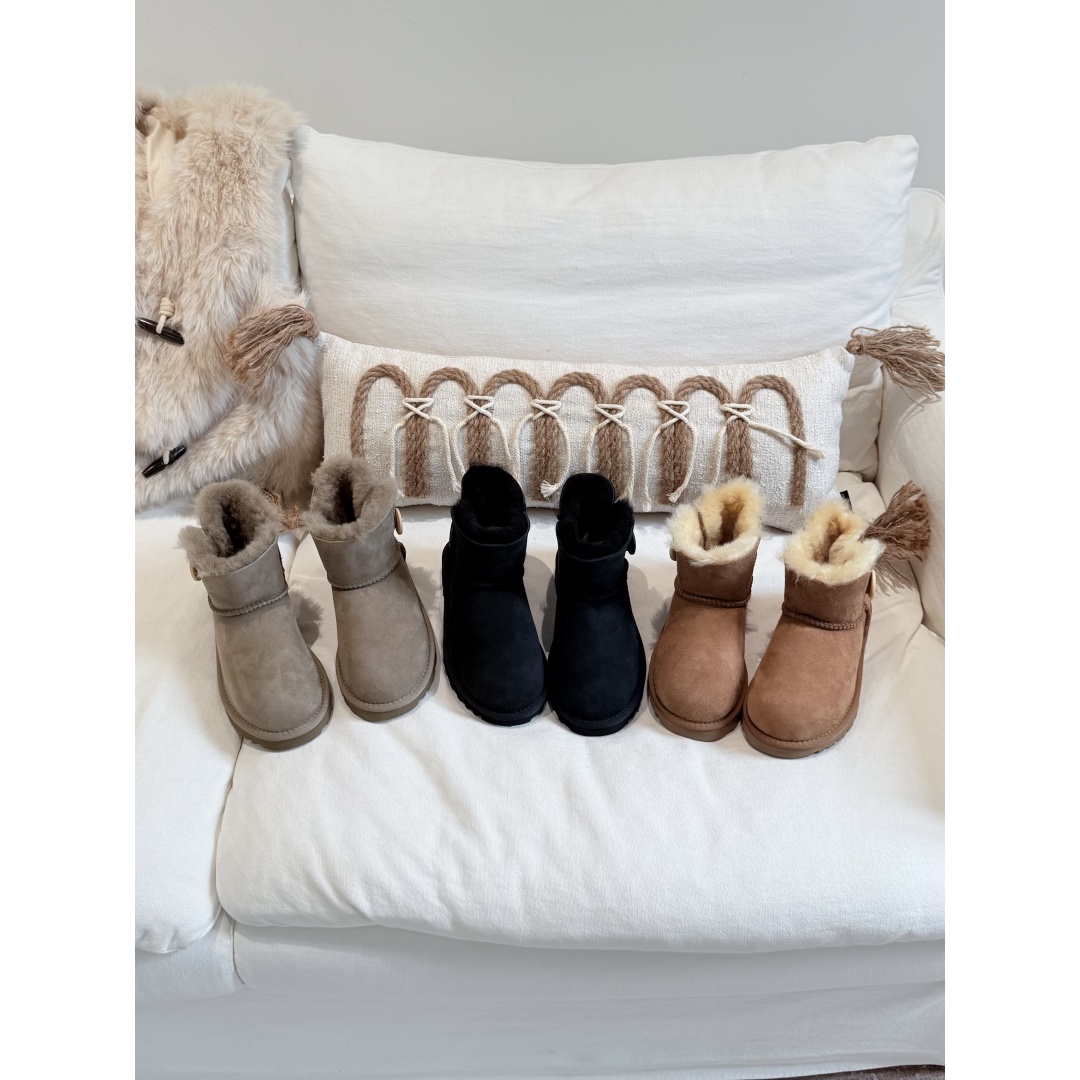 真皮毛一体时尚雪地靴