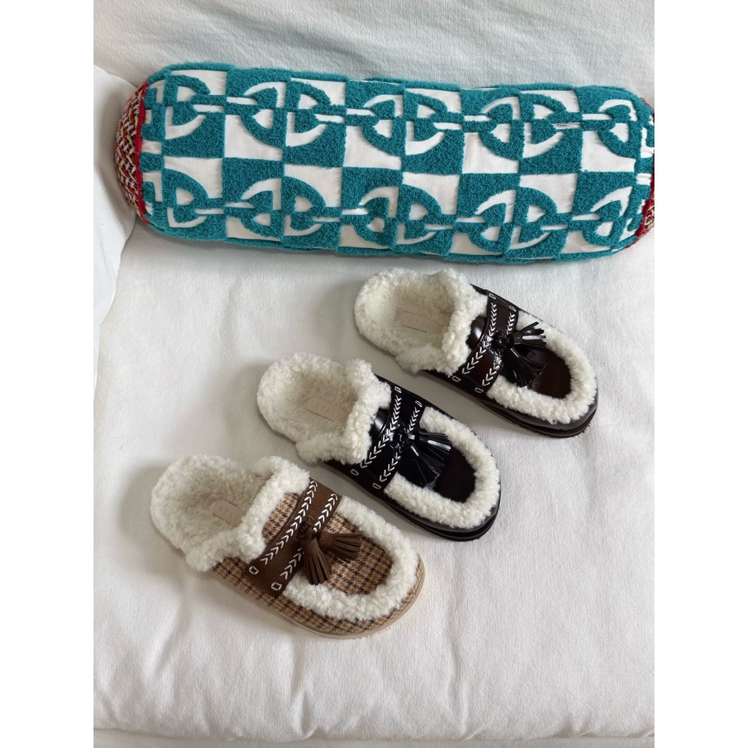 法式慵懒流苏设计毛毛勃肯拖鞋