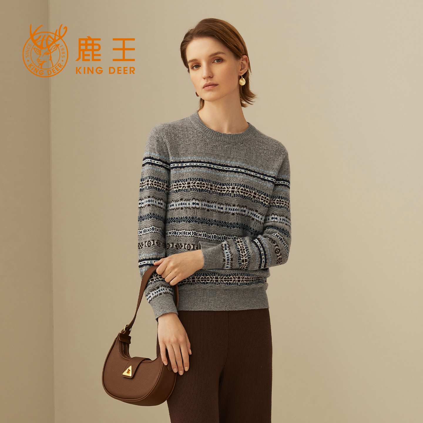 100%纯羊绒衫鹿王针织圆领提花