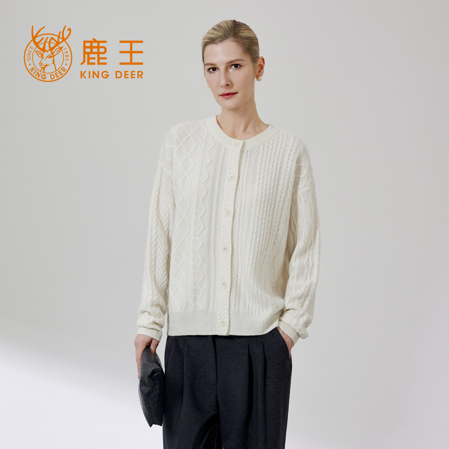 鹿王100%山羊绒女开衫秋冬款