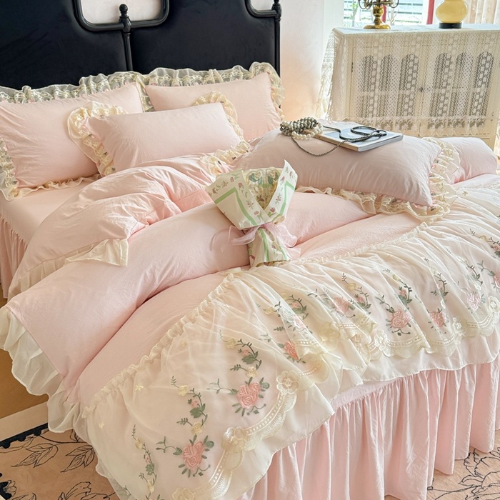 新款云朵棉雪纺蕾丝刺绣公主风韩版床裙四件套被套床单三件套团购