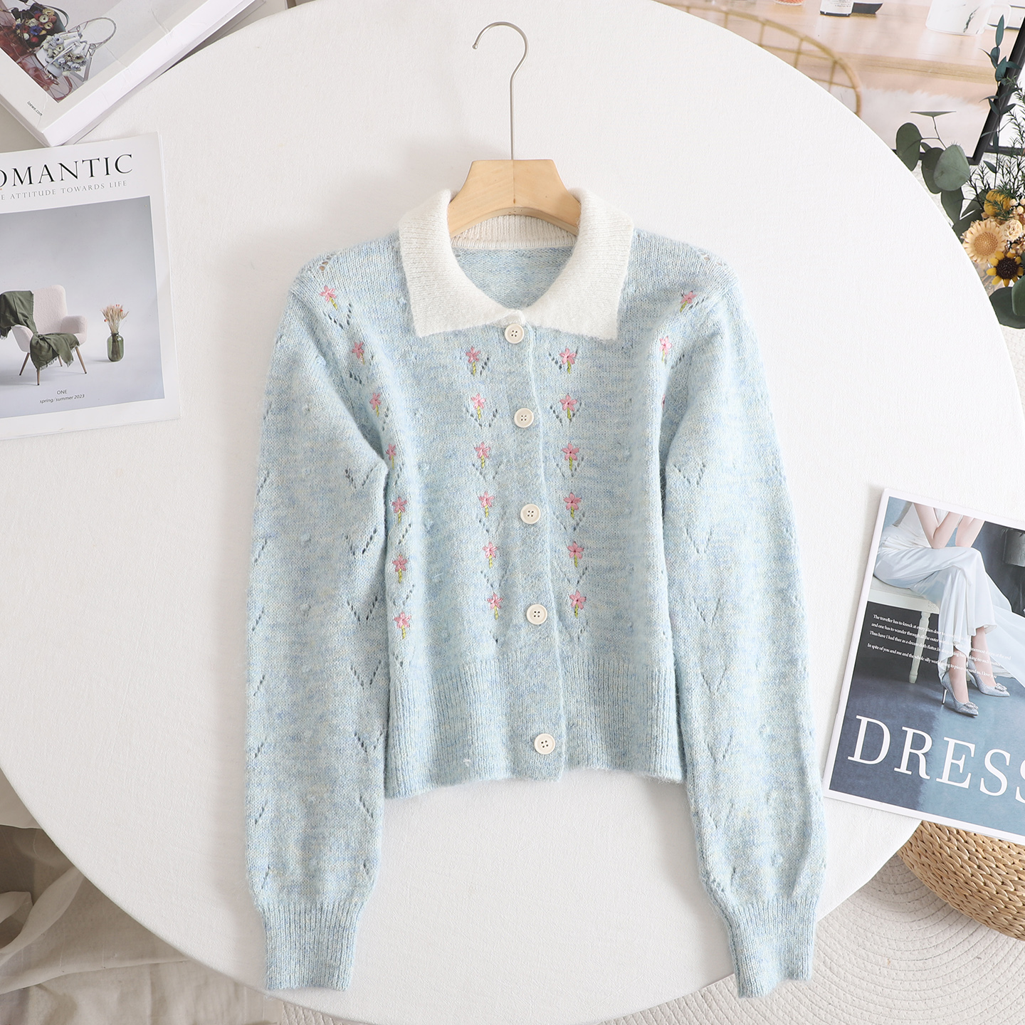 甜美减龄两色娃娃领针织开衫女