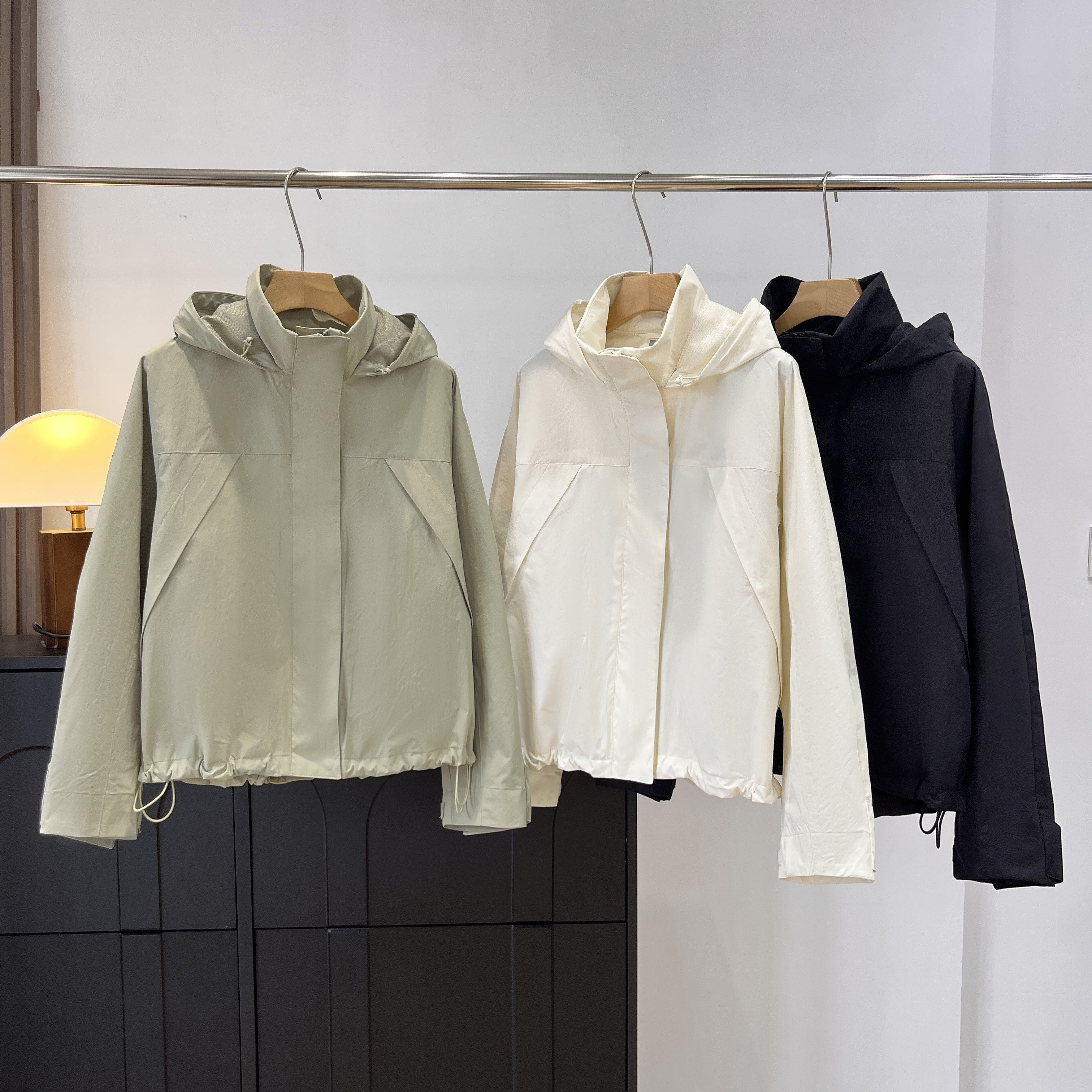 2026春季女装防风立领茄克休闲风百搭显瘦立领连帽短款外套上衣,女装/女士精品,短外套,淘宝优惠券,粉丝福利购,淘宝优惠卷