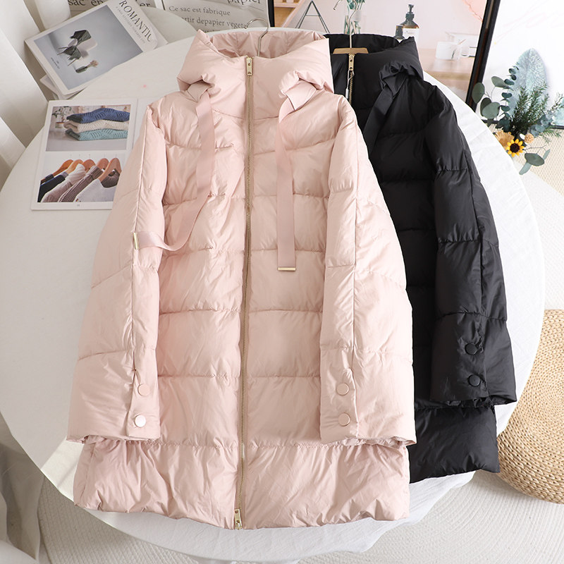 朗の2025冬季新款时尚设计感宽松显瘦加厚保暖连帽粉色羽绒服女