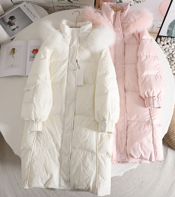 时尚显瘦中长款高端羽绒服