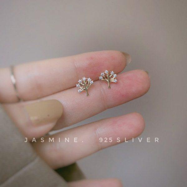 银生命树闪闪惹人爱 小耳钉 锆石可爱学生 养耳植物简约百搭,节庆用品/礼品,文化创意手环,淘宝优惠券,粉丝福利购,淘宝优惠卷