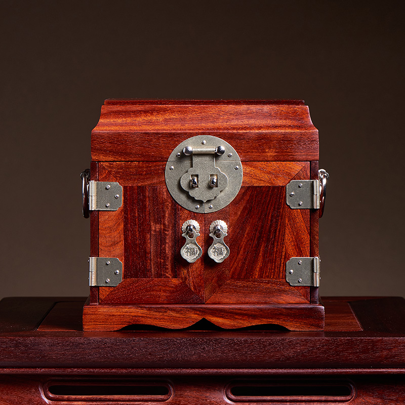 小巧玲珑首饰收纳盒知府榫卯设计