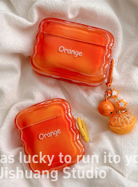 ins简约橙色字母英文挂饰适用airpods4保护套airpodspro3苹果耳机套二代无线蓝牙保护壳airpod3女款全包软壳