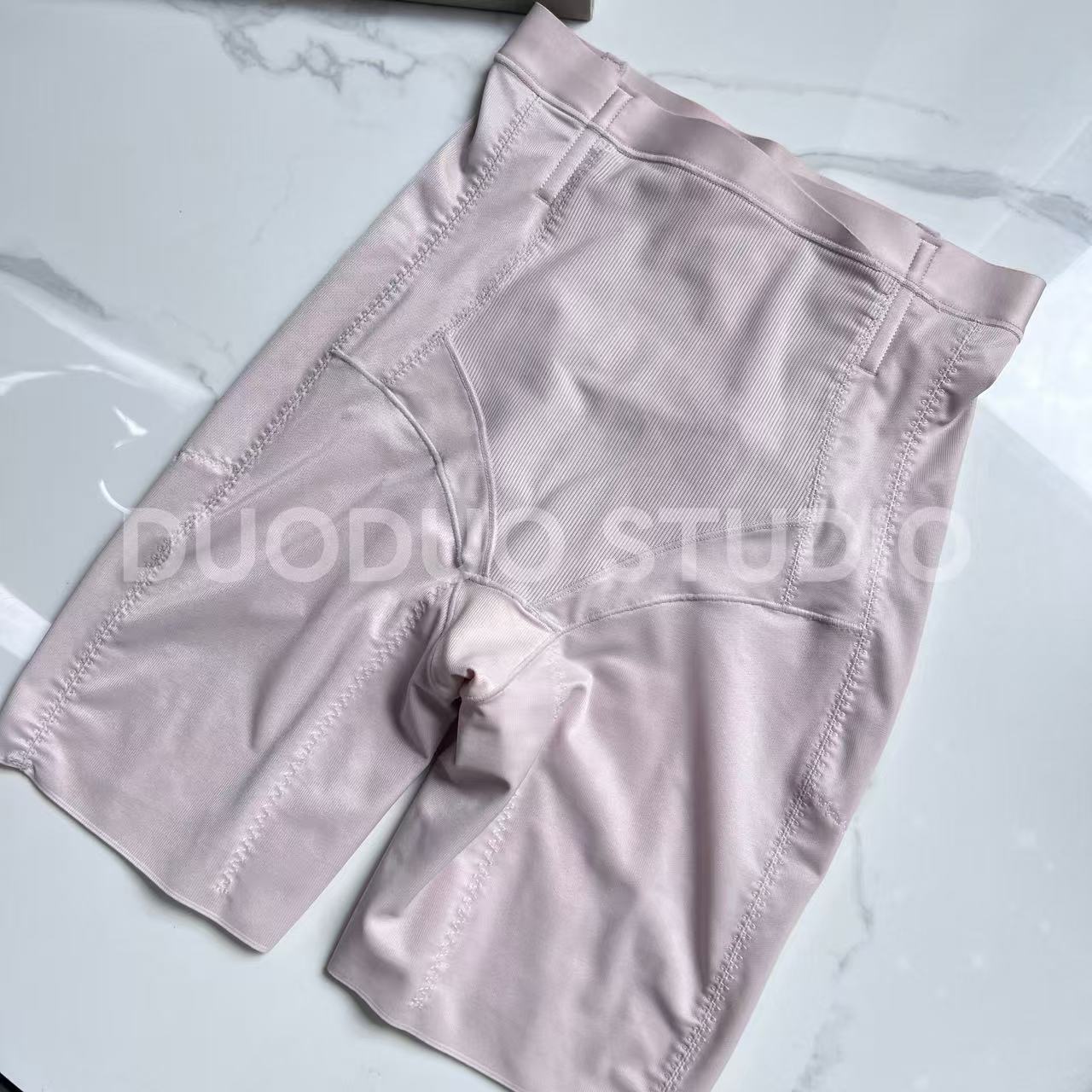 【多多还是多多】中腰蚕丝免穿内裤收腹提臀养肤塑身裤SU-D7006