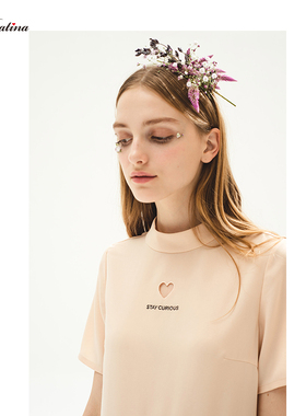 MissPatina英伦复古原创设计 清新甜美学院风爱心镂空压褶连衣裙