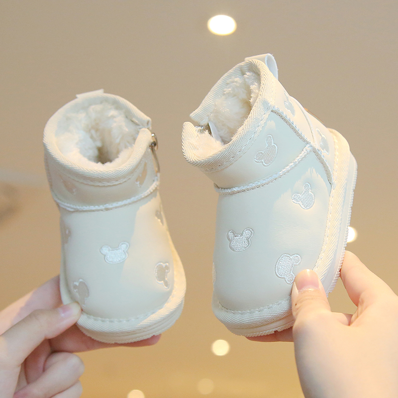 卡通宝宝雪地靴防水保暖短靴