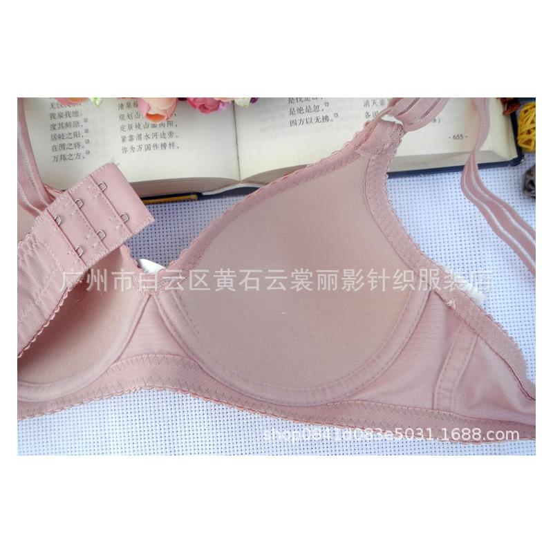 中老年无钢圈内衣久穿不