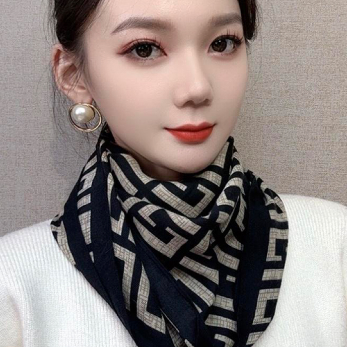 磁吸扣丝巾女2025新款护颈小围脖