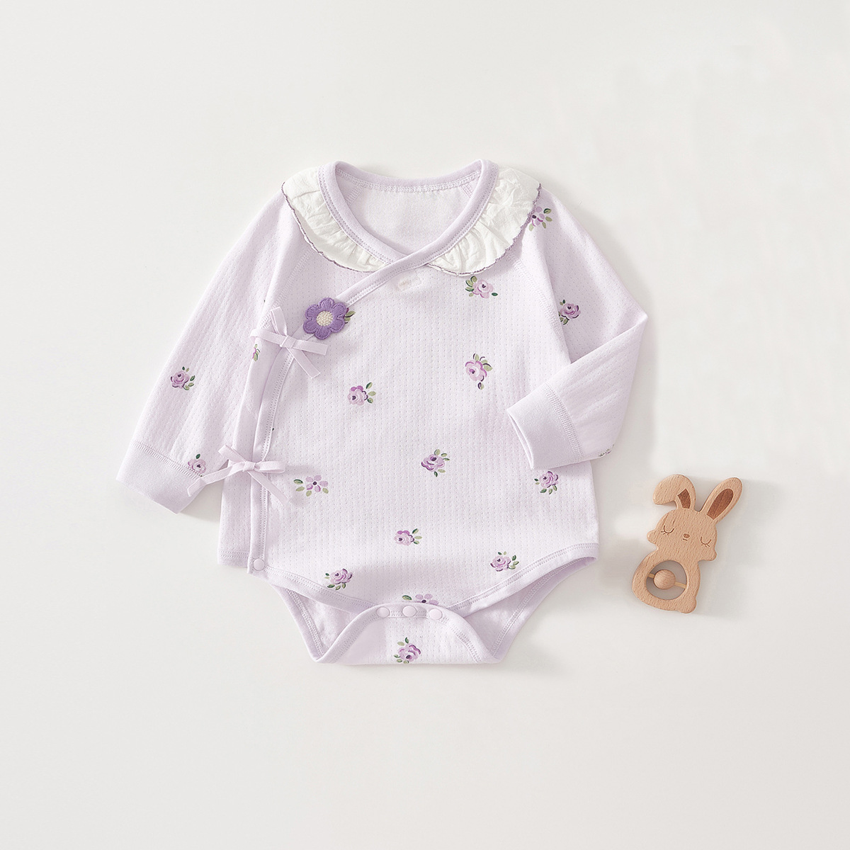 纯棉A类，无骨缝制婴儿衣服