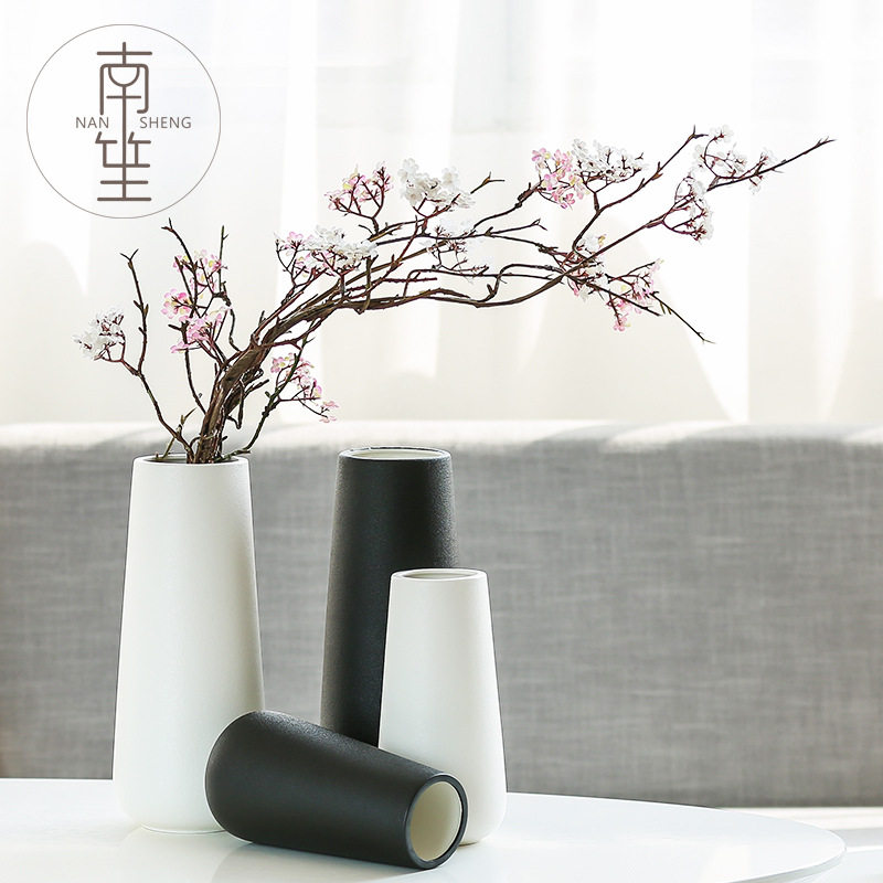 简约现代北欧风格陶瓷花
