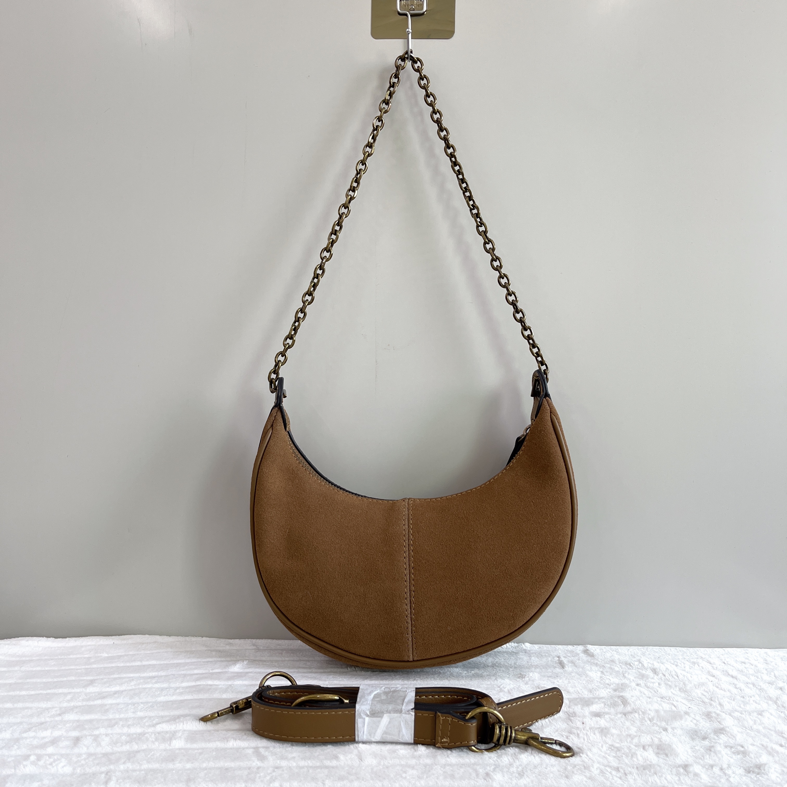 外贸尾货出西班牙MNG高质感时尚潮流百搭女士单肩斜挎包腋下包