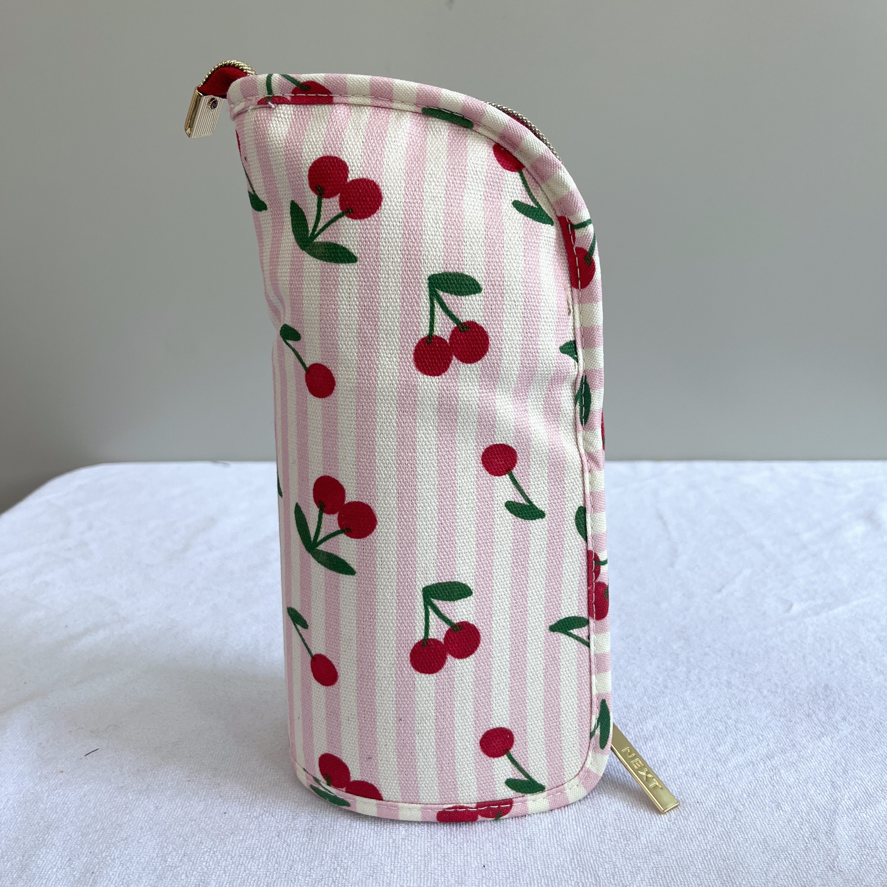 外贸尾货樱桃化妆刷便携式旅行出行户外洗漱牙刷收纳包高级笔袋,箱包皮具/热销女包/男包,手拿包,淘宝优惠券,粉丝福利购,淘宝优惠卷