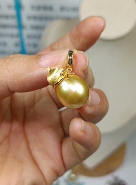 4077-银镶卡13-14天然海水南洋金珠吊坠，浓金，皮光好，有腰线