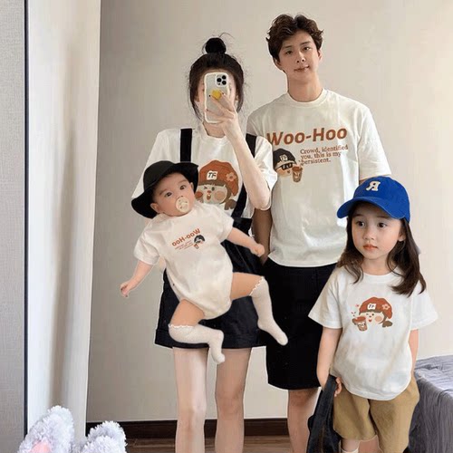 适合拍照的亲子装一家四口家庭装